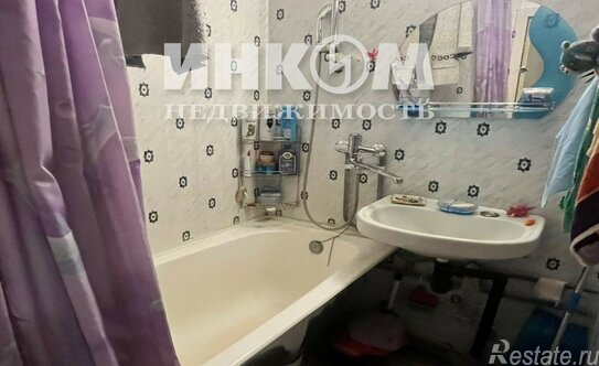 Продажа 2-комн квартиры на вторичном рынке Ферганская улица,  д. 11 к2