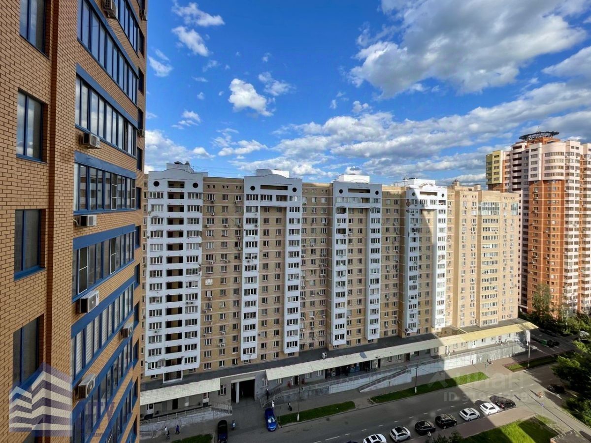 Продажа 3-комн квартиры на вторичном рынке Реутов, Комсомольская улица, 21к1
