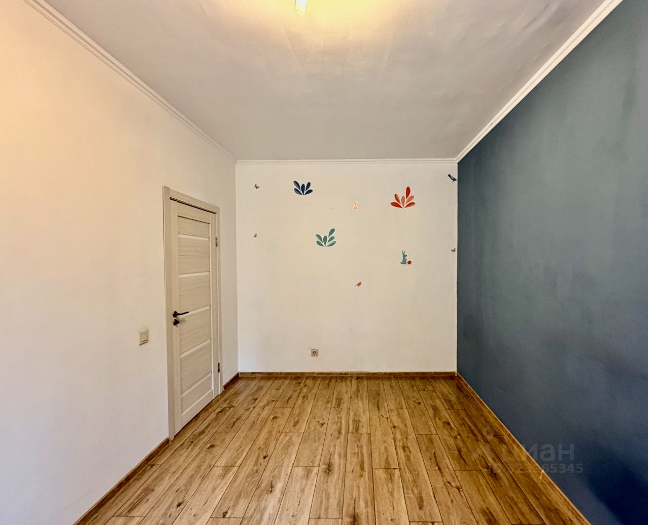 Продажа 2-комн квартиры на вторичном рынке улица Павла Андреева, 4