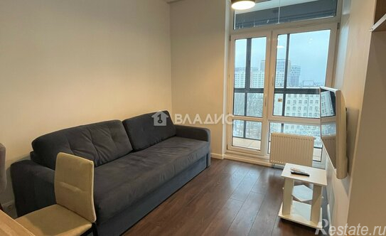 Продажа 1-комн квартиры на вторичном рынке улица Красных Зорь,  д. 33А