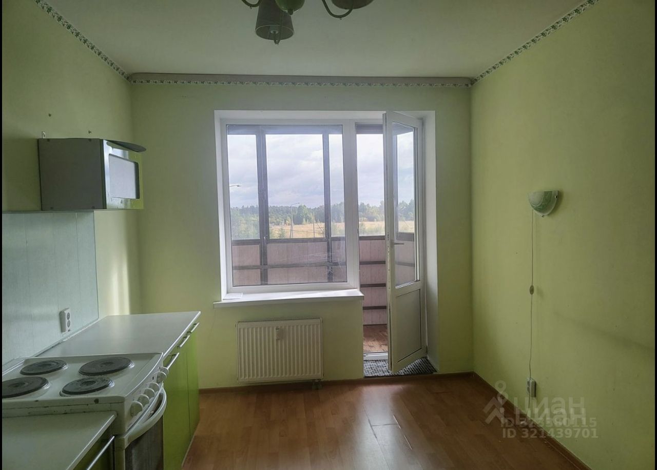 Продажа 1-комн квартиры на вторичном рынке д. Куттузи, улица Уланская, 3