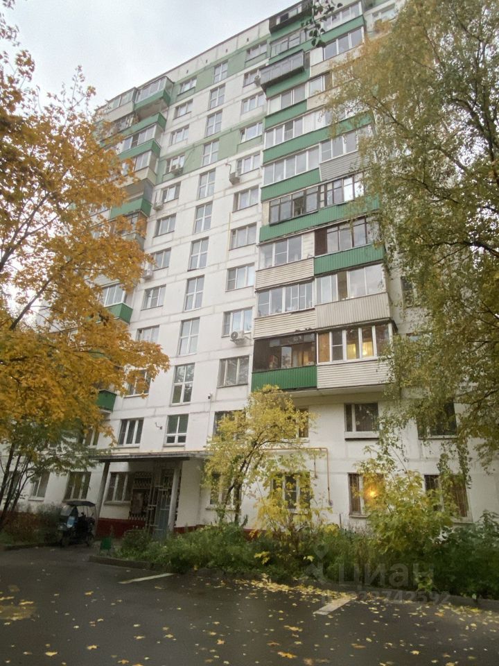 Продажа 2-комн квартиры на вторичном рынке Бакинская улица, 7