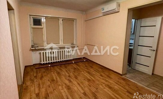 Продажа 2-комн квартиры на вторичном рынке Подольск г, Климовск мкр, Спортивный проезд,  д. 5