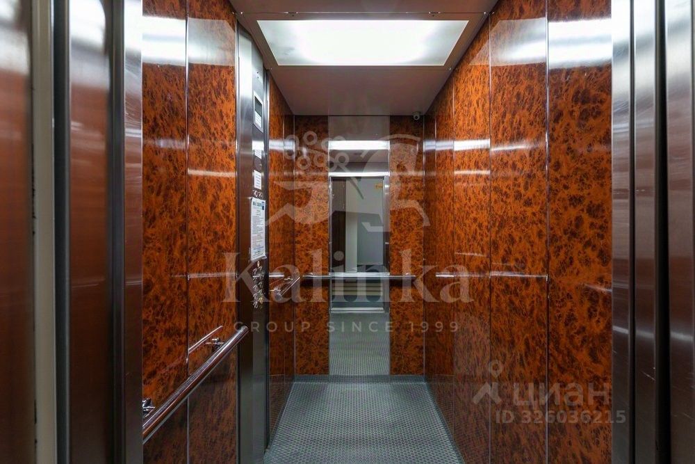 Продажа 4-комн квартиры на вторичном рынке пос. Сосны, 21