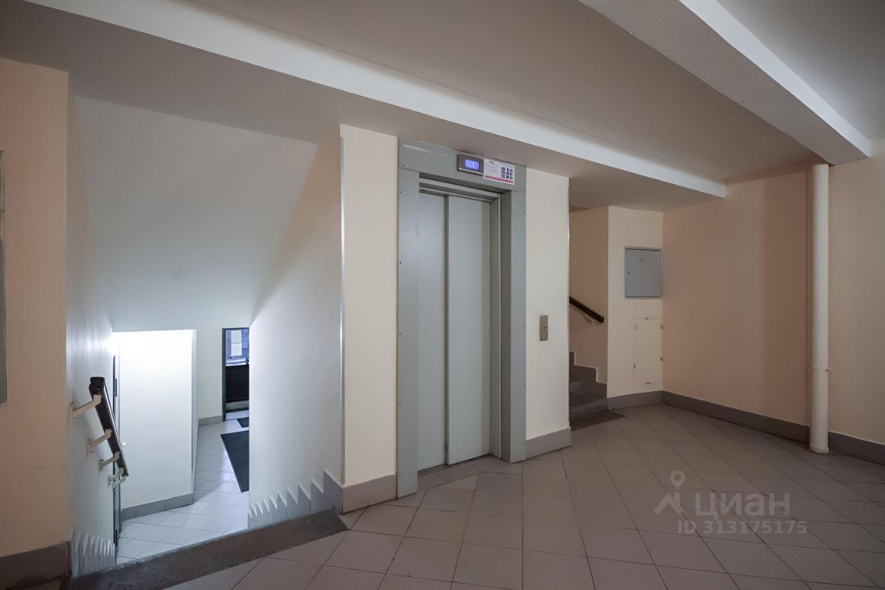 Продажа 2-комн квартиры на вторичном рынке 10-я Советская улица, 4-6