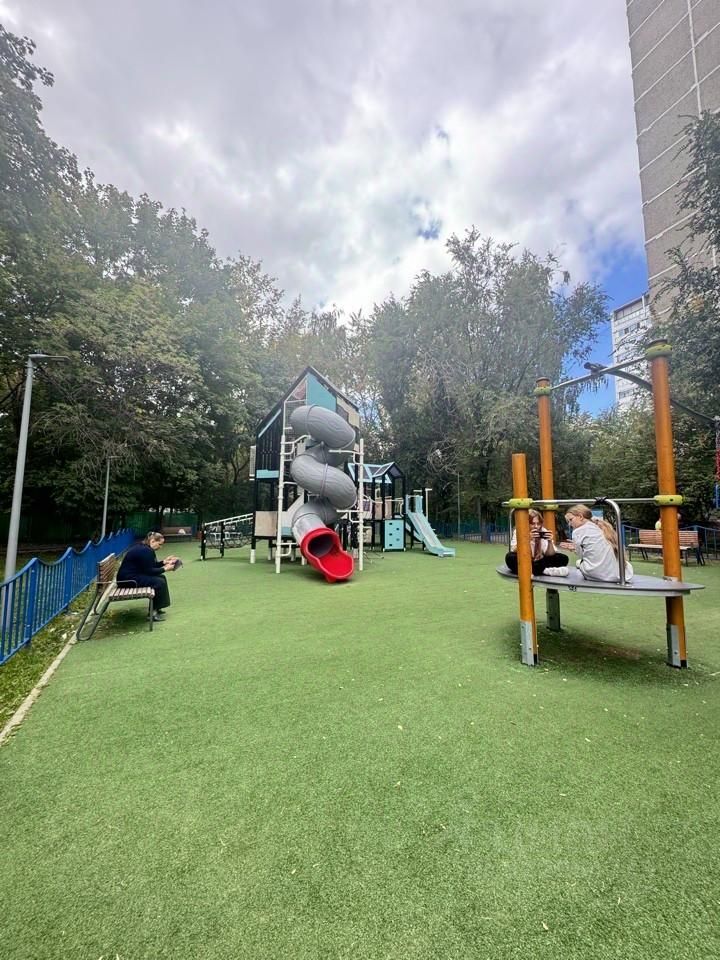 Продажа 1-комн квартиры на вторичном рынке Азовская улица, 25К3