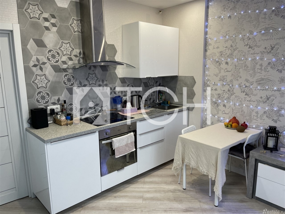 Продажа 1-комн квартиры на вторичном рынке Королев, Октябрьский б-р, 26