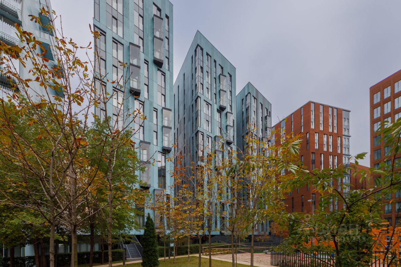 Продажа 5-комн квартиры на вторичном рынке улица Ефремова, 10с1к4/7