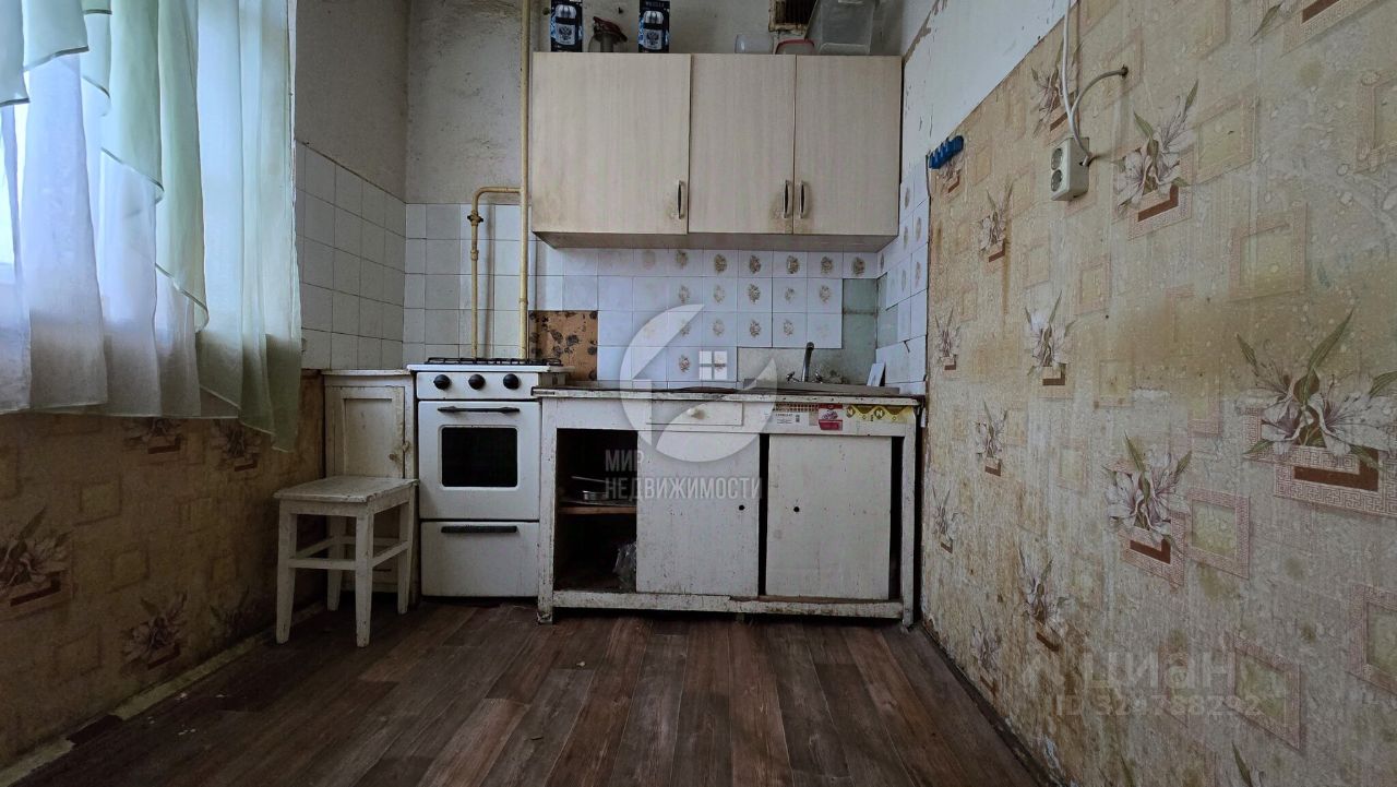 Продажа 2-комн квартиры на вторичном рынке Вербилки пгт, улица Забырина, 17