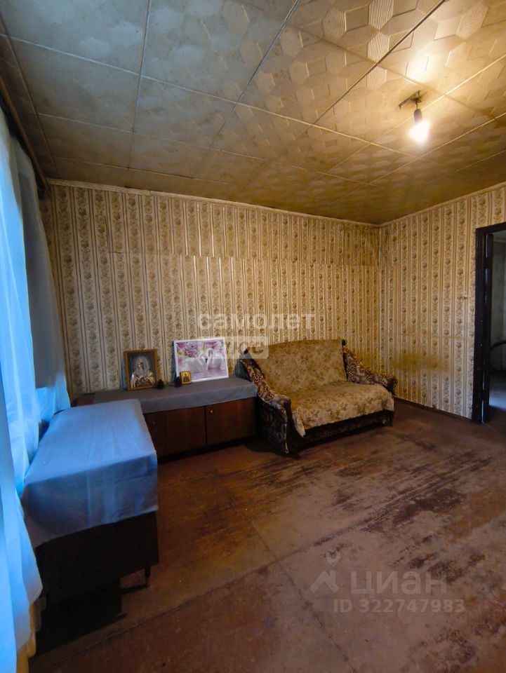 Продажа 2-комн квартиры на вторичном рынке Куровское, улица Советская,  д. 82