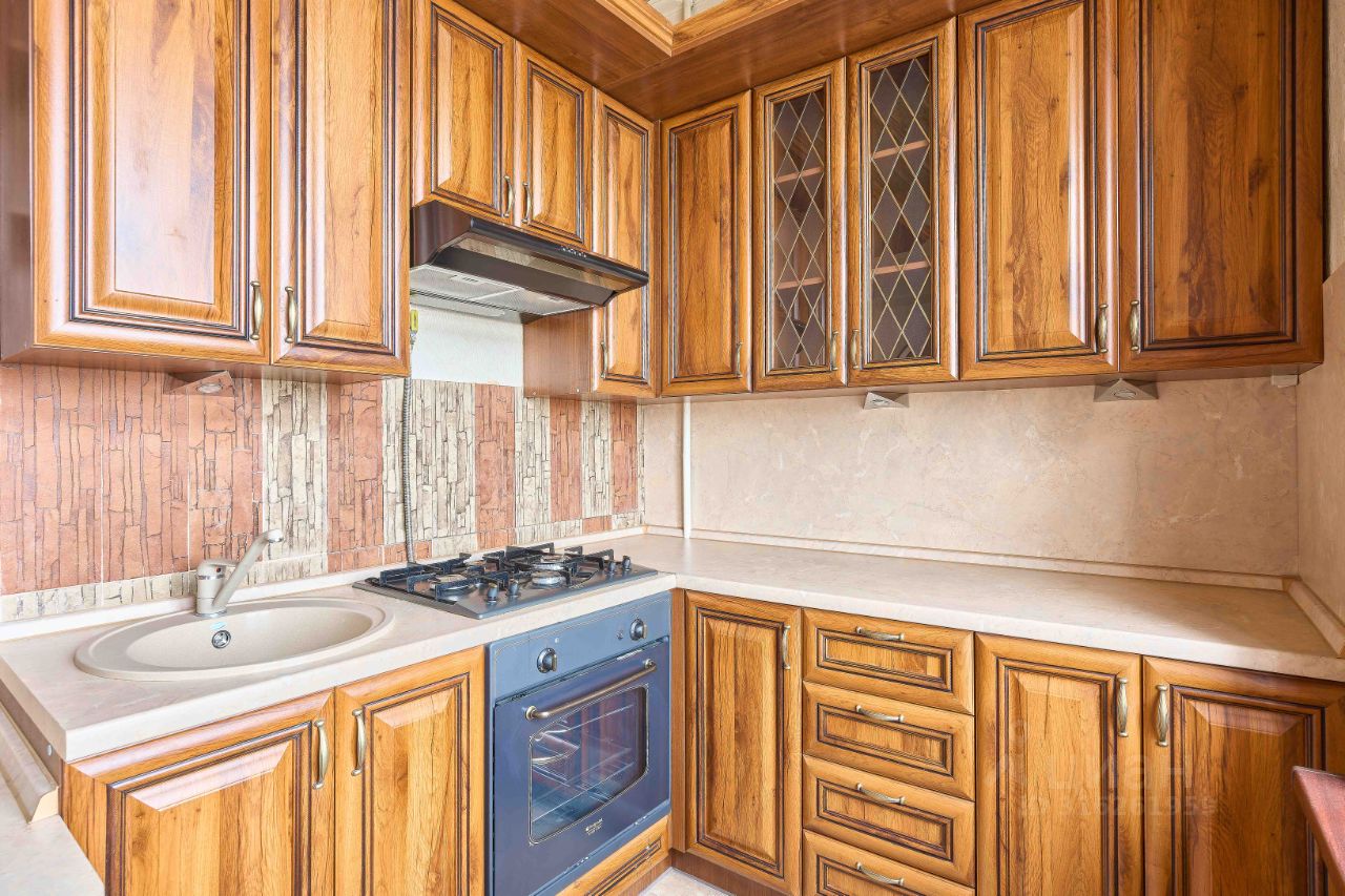 Продажа 2-комн квартиры на вторичном рынке Мироновская улица, 9