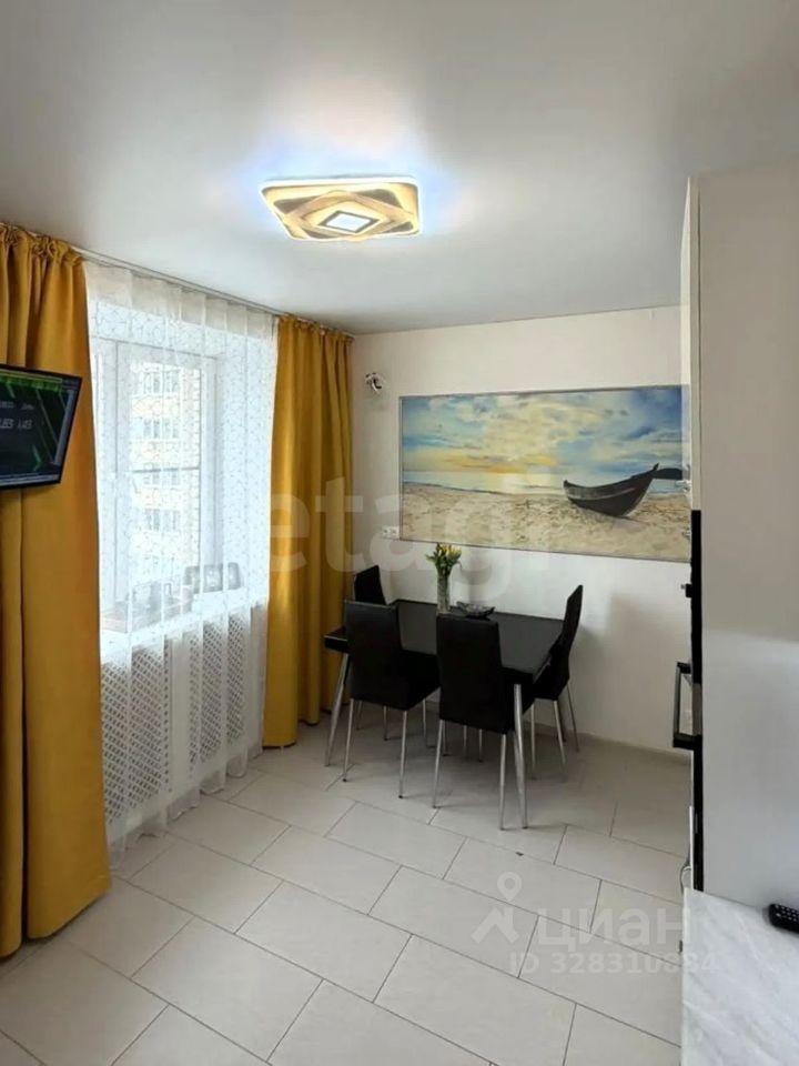 Продажа 3-комн квартиры на вторичном рынке Одинцово, улица Триумфальная, 12