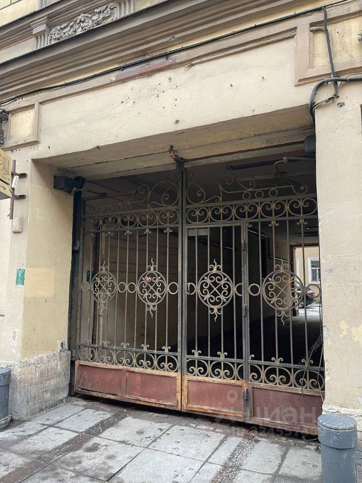 Продажа 4-комн квартиры на вторичном рынке проспект Большой Петроградской стороны, 4