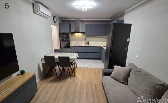 Продажа 3-комн квартиры на вторичном рынке ул Александры Монаховой,  д. 90,  к. 4