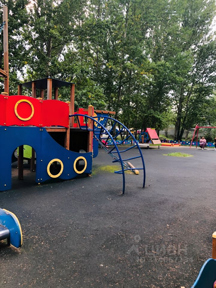 Продажа 2-комн квартиры на вторичном рынке Химки, Ленинградская улица, 33