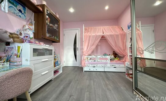 Продажа 3-комн квартиры на вторичном рынке Наличная улица,  д. 49