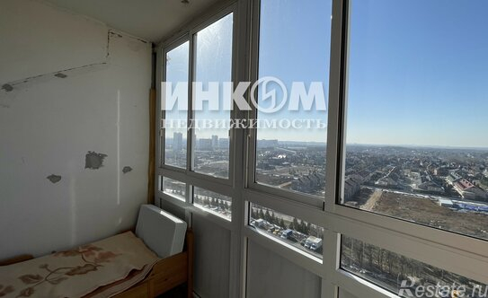 Продажа 2-комн квартиры на вторичном рынке ул Александры Монаховой,  д. 97