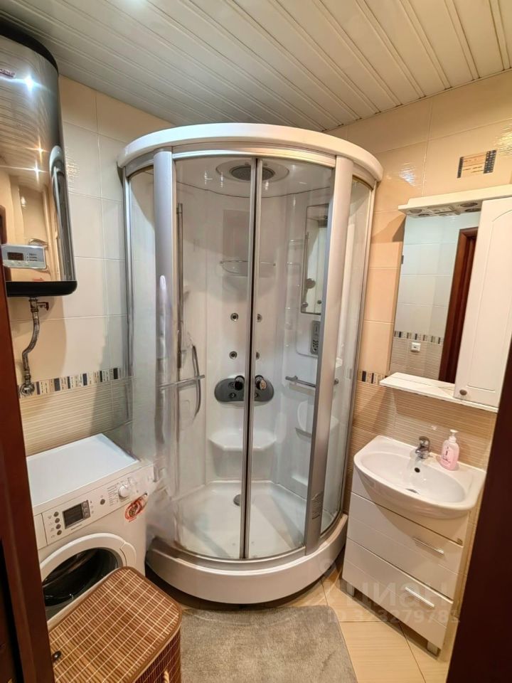 Аренда 1-комн квартиры на вторичном рынке проспект Космонавтов, 61к2