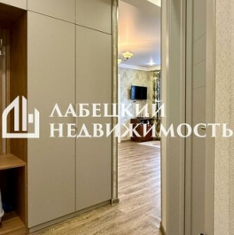 Продажа 2-комн квартиры на вторичном рынке Омская улица,  д. 28