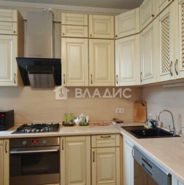 Продажа 2-комн квартиры на вторичном рынке улица Фрунзе,  д. 10