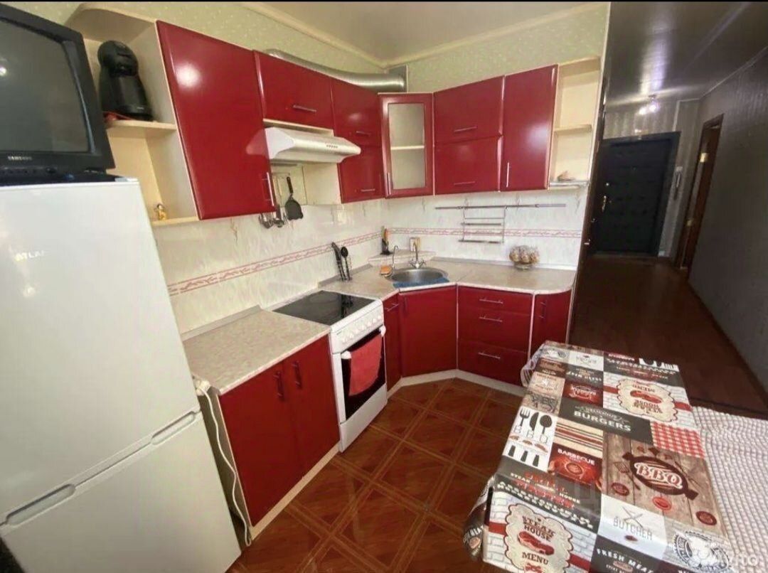 Продажа 1-комн квартиры на вторичном рынке проспект Авиаконструкторов, 16К2