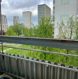 Продажа 3-комн квартиры на вторичном рынке 26 Бакинских Комиссаров ул,  д. 12,  к. 6