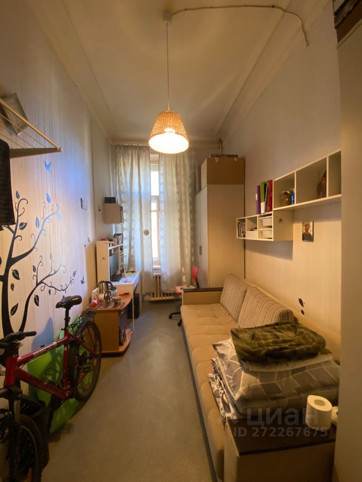 Продажа 6-комн квартиры на вторичном рынке Кирилловская улица, 18