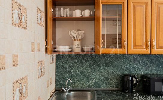 Продажа 1-комн квартиры на вторичном рынке Беринга ул,  д. 23,  к. 2