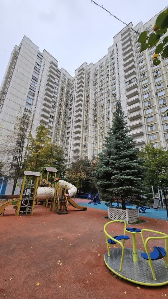 Продажа 1-комн квартиры на вторичном рынке Осенняя улица, 14