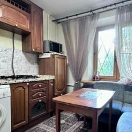 Продажа 2-комн квартиры на вторичном рынке Хамовнический Вал ул,  д. 10