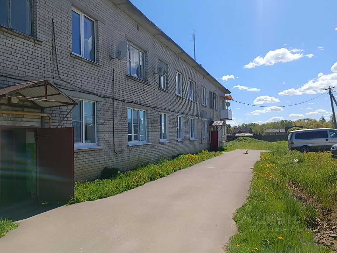 Продажа 2-комн квартиры на вторичном рынке д. Клопицы, 4