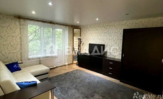 Продажа 2-комн квартиры на вторичном рынке Институтский проспект,  д. 4 к1