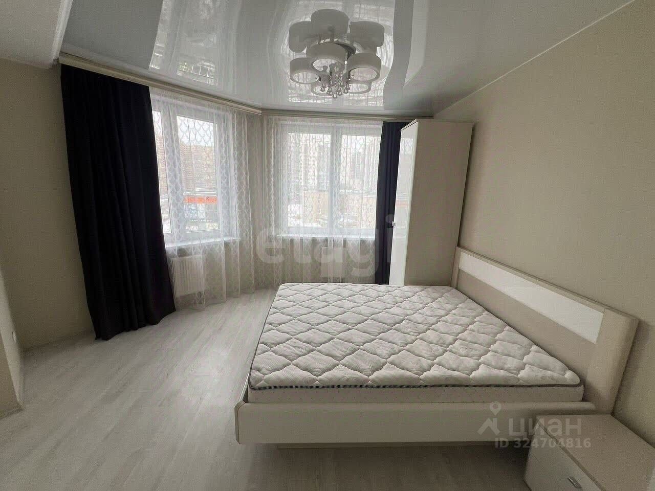 Продажа 2-комн квартиры на вторичном рынке улица Русановская, 11