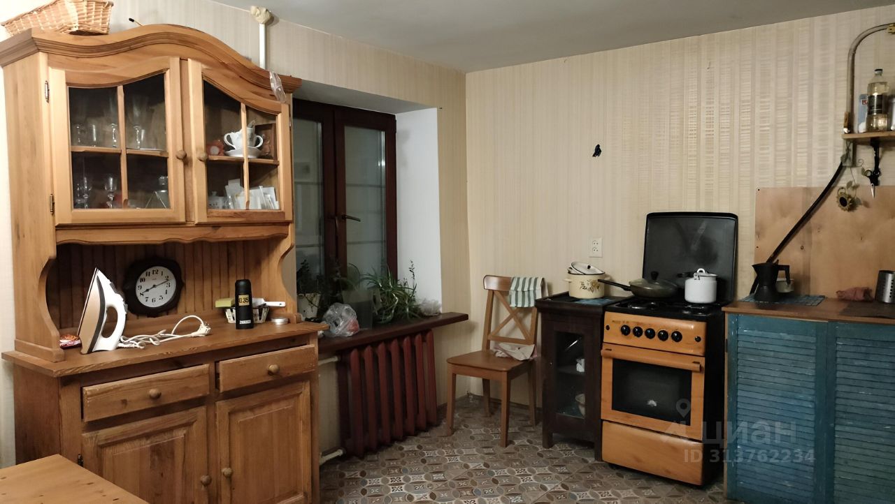 Продажа 2-комн квартиры на вторичном рынке Моховая улица, 30