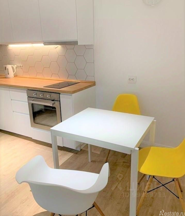 Аренда 2-комн квартиры на вторичном рынке 27-я линия,  д. 6,  к. 2