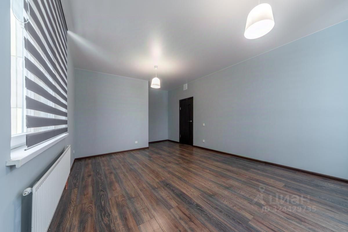 Продажа 2-комн квартиры на вторичном рынке улица Летчика Ульянина, 7А