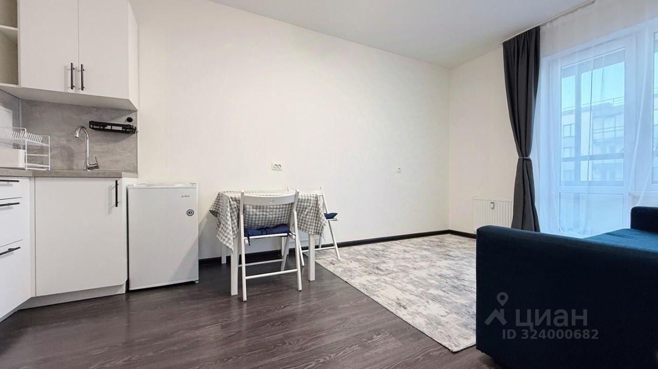 Аренда 1-комн квартиры на вторичном рынке улица Генерала Кравченко, 9к1