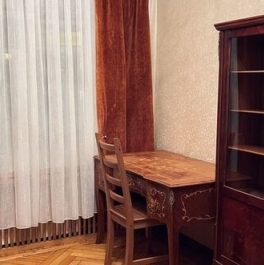 Аренда 3-комн квартиры на вторичном рынке улица Сайкина,  д. 15/7