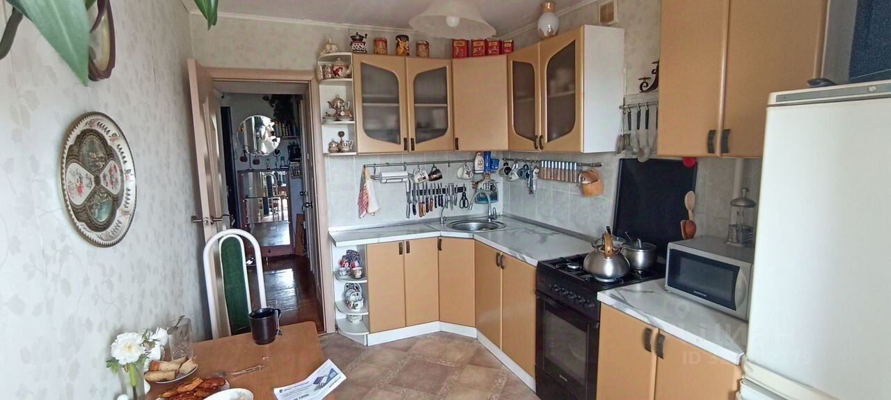 Продажа 2-комн квартиры на вторичном рынке Северный мкр, улица Ломоносова, 20Б