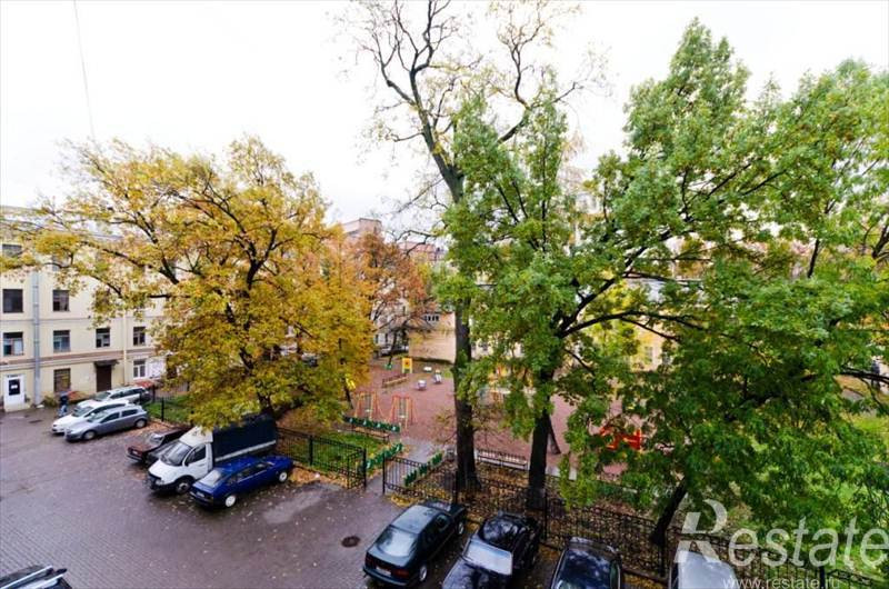 Продажа 3-комн квартиры на вторичном рынке Думская ул. ,  д. 5