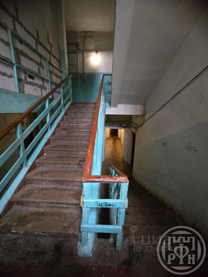 Продажа 2-комн квартиры на вторичном рынке Кронштадт, Флотская улица, 12