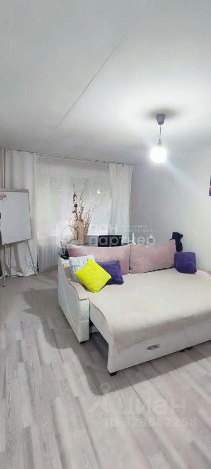 Продажа 3-комн квартиры на вторичном рынке проспект Энергетиков, 40К2