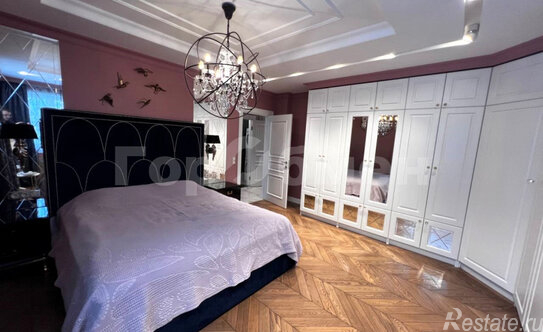 Продажа 4-комн квартиры на вторичном рынке улица Генерала Белобородова,  д. 19