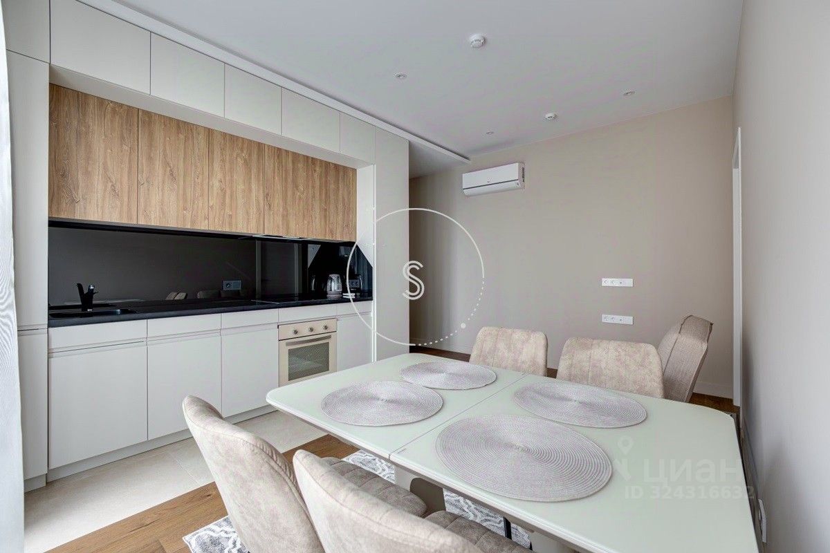 Аренда 4-комн квартиры на вторичном рынке Бакунинская улица, 5