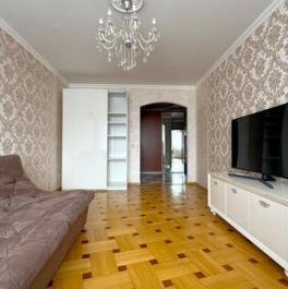 Продажа 3-комн квартиры на вторичном рынке улица Фридриха Энгельса,  д. 7-21