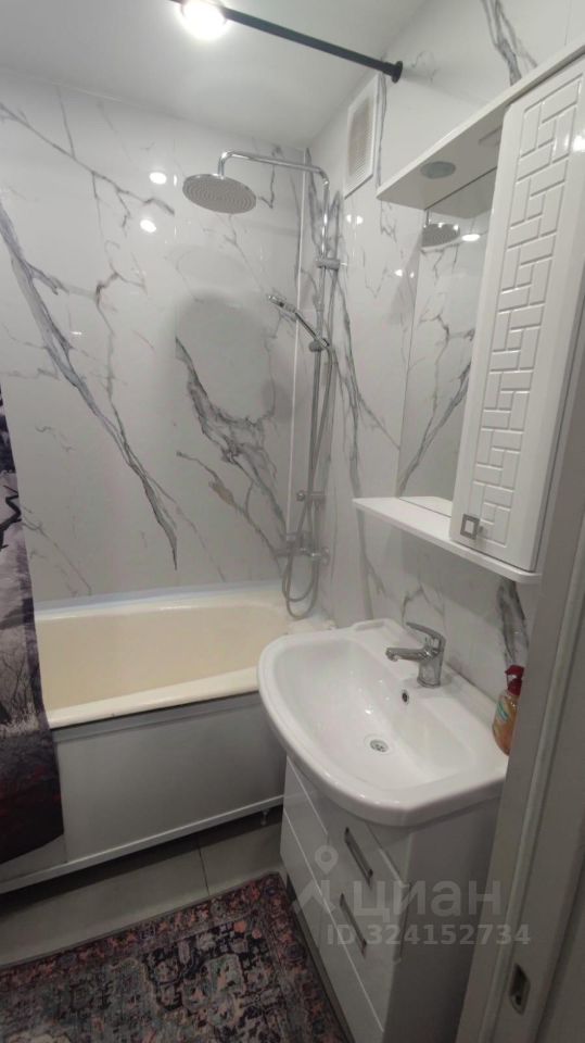 Аренда 2-комн квартиры на вторичном рынке улица Коненкова,  д. 11