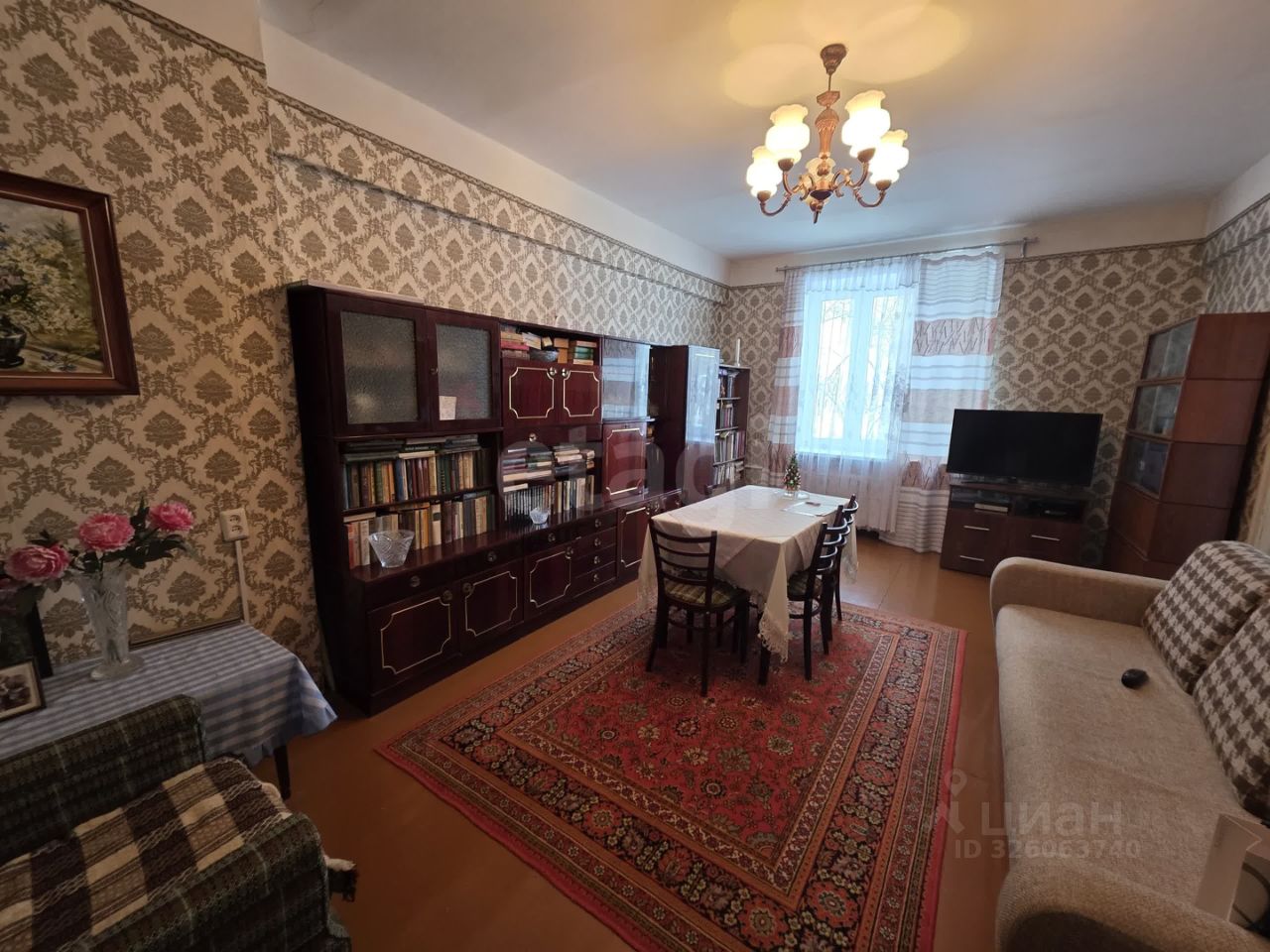 Продажа 3-комн квартиры на вторичном рынке Серпухов, улица Крупской, 4