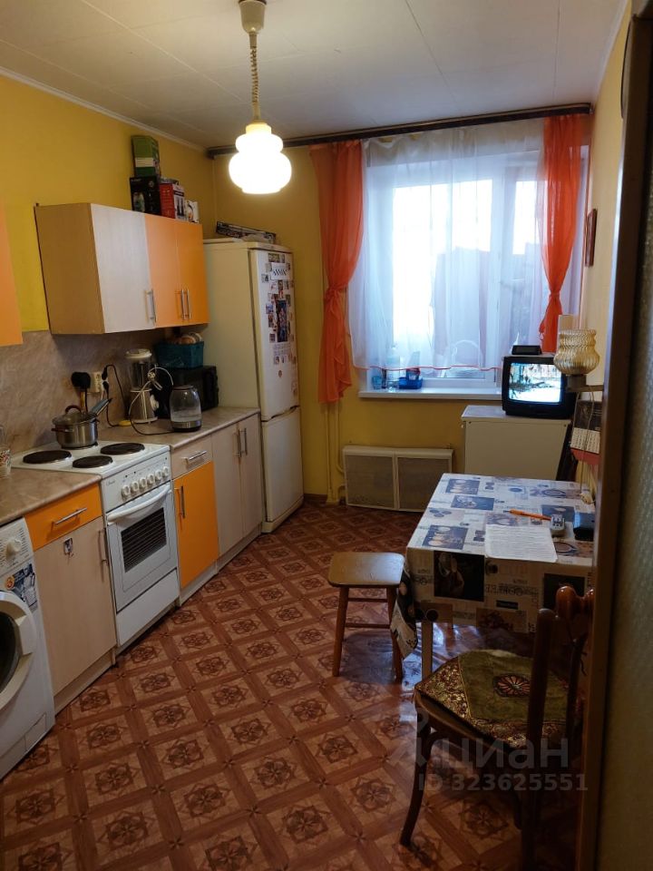 Продажа 1-комн квартиры на вторичном рынке Сходня мкр, тупик 2-й Мичуринский, 8