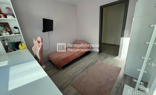 Продажа 2-комн квартиры на вторичном рынке улица Белы Куна