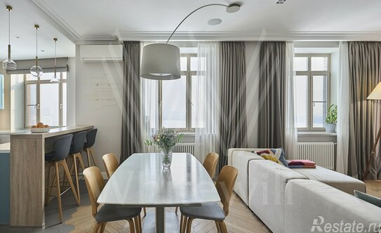 Продажа 4-комн квартиры на вторичном рынке ул Маршала Катукова,  д. 24,  к. 4